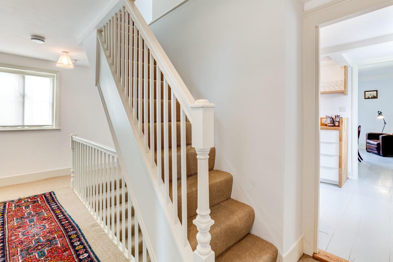 Stunning Seaside Georgian Townhouse With Sea Views Villa Hastings Bagian luar foto