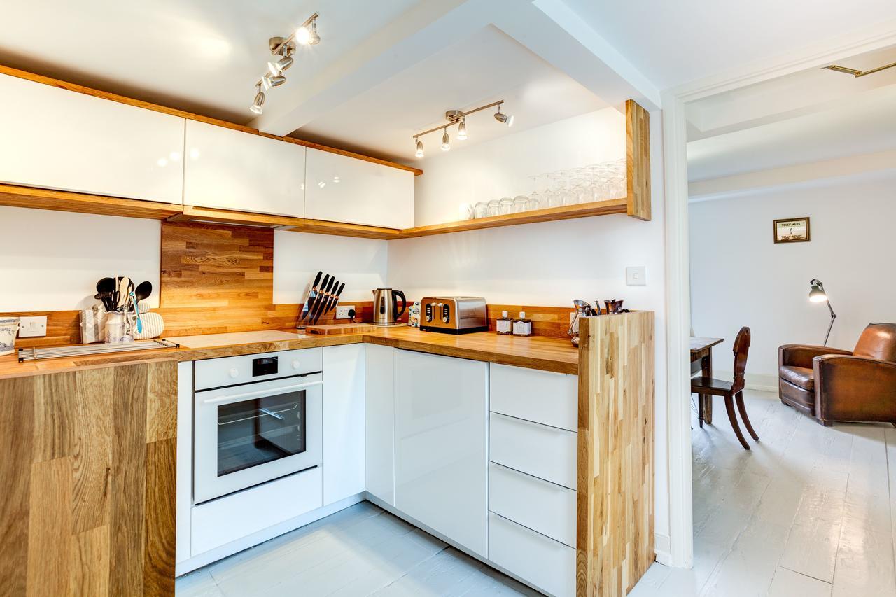 Stunning Seaside Georgian Townhouse With Sea Views Villa Hastings Bagian luar foto