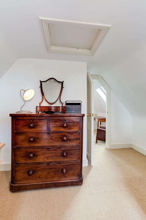 Stunning Seaside Georgian Townhouse With Sea Views Villa Hastings Bagian luar foto