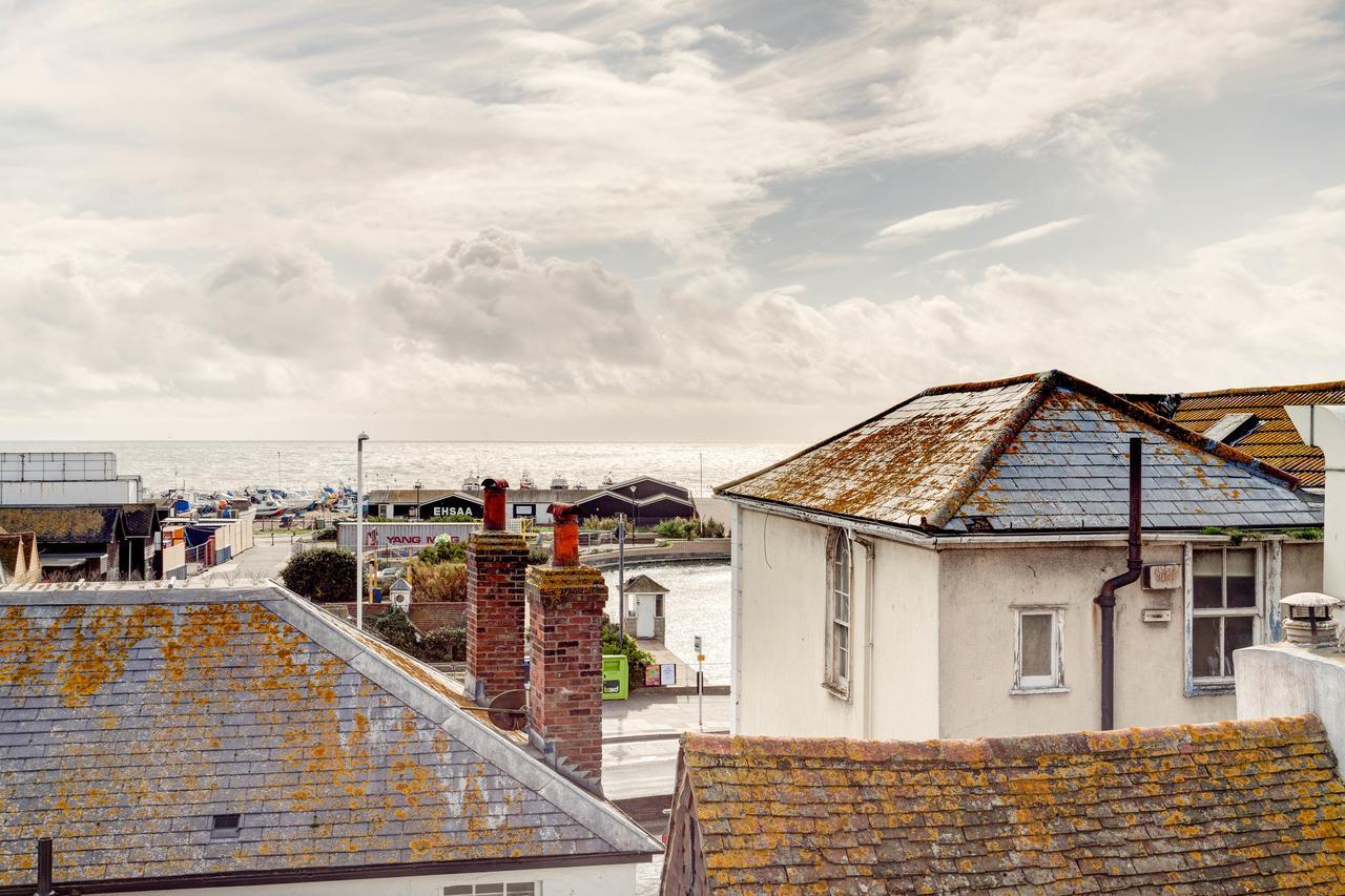 Stunning Seaside Georgian Townhouse With Sea Views Villa Hastings Bagian luar foto
