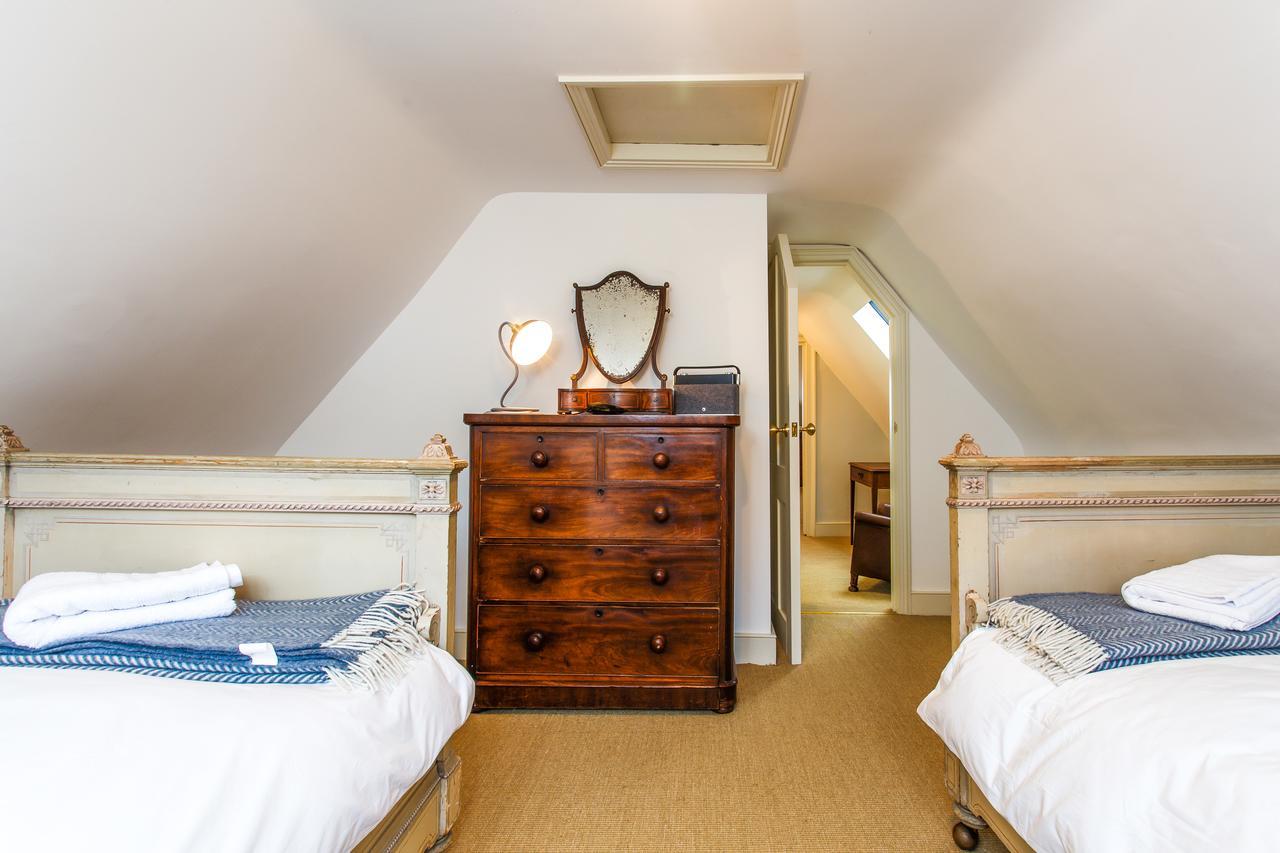 Stunning Seaside Georgian Townhouse With Sea Views Villa Hastings Bagian luar foto